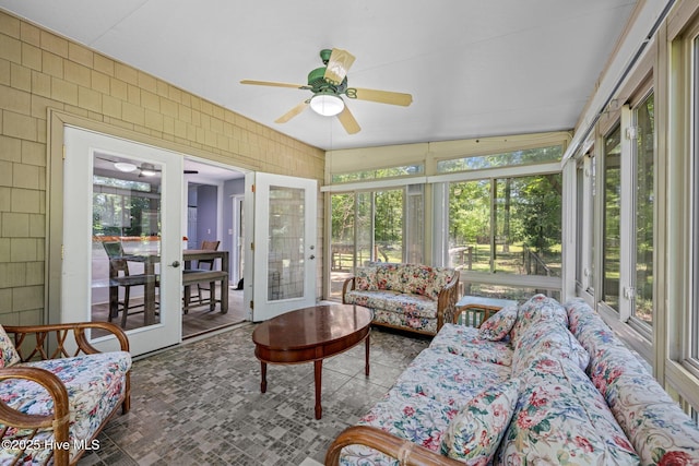 120 Croatan Ln, New Bern, NC 28562 - sunroom / solarium with a ceiling fan, an outdoor living space, and plenty of natural light