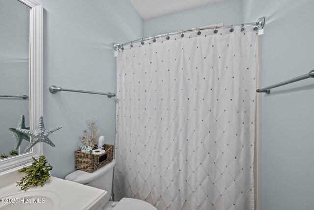 505 Davidson Dr, Newport, NC 28570 - full bathroom featuring vanity and a shower with curtain
