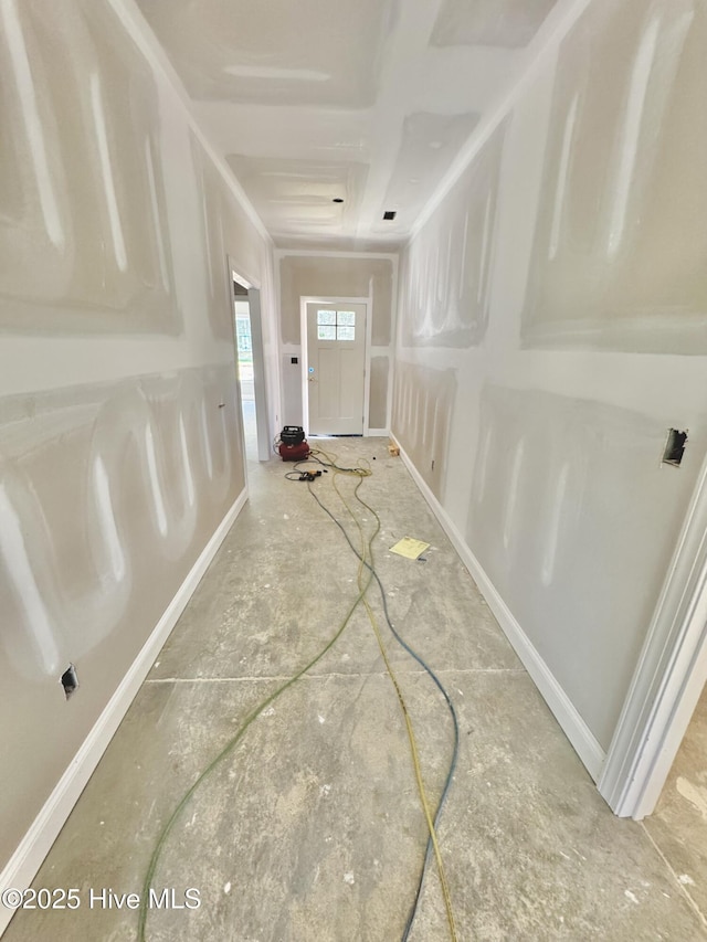 919 Albrittons Rd, Kinston, NC 28504 - hallway with baseboards