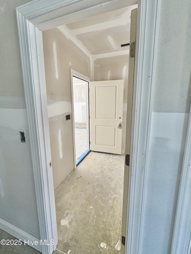 919 Albrittons Rd, Kinston, NC 28504 - hallway with concrete flooring