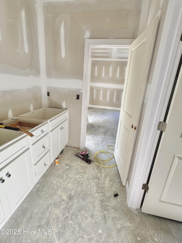 919 Albrittons Rd, Kinston, NC 28504 - view of bathroom