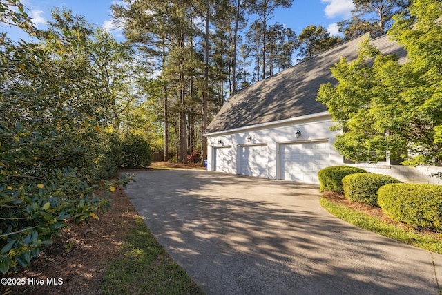 3902 Kipling Ct, Greenville, NC 27834 - garage featuring driveway