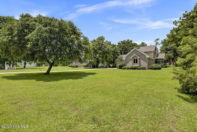108 Sound View Dr, Hampstead, NC 28443 - view of grassy yard