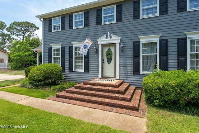 429 Tanbridge Rd, Wilmington, NC 28405 - view of colonial inspired home