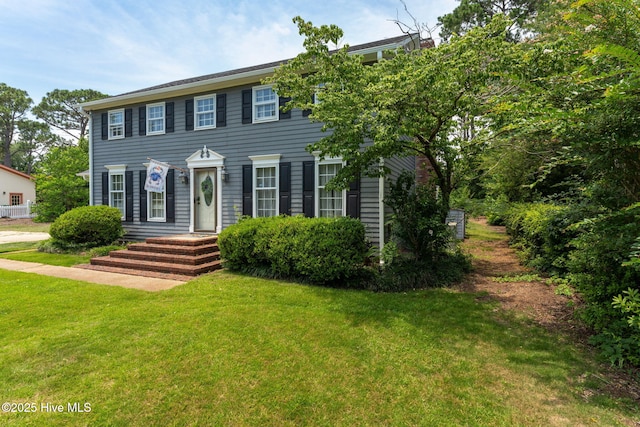429 Tanbridge Rd, Wilmington, NC 28405 - colonial inspired home featuring a front lawn