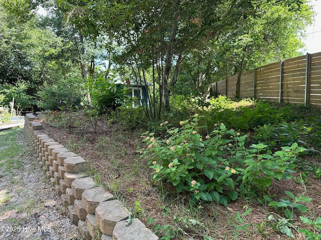 122 Ethel Dr, Emerald Isle, NC 28594 - view of yard