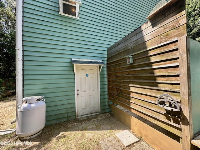 122 Ethel Dr, Emerald Isle, NC 28594 - doorway to property