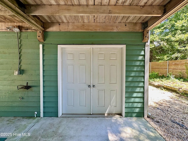 122 Ethel Dr, Emerald Isle, NC 28594 - doorway to property