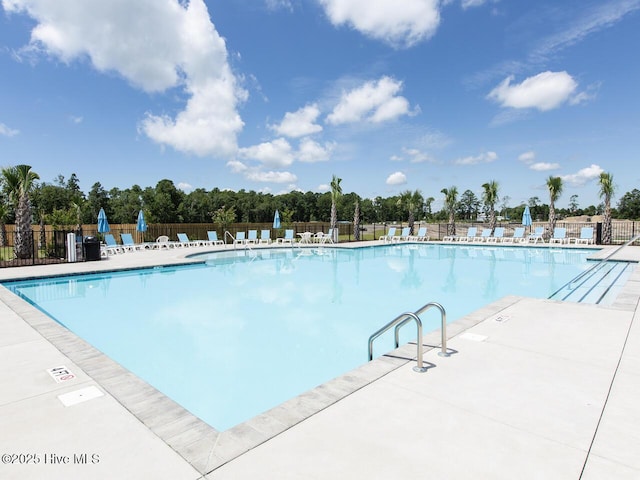112 Edgewater Way Unit 57, Surf City, NC 28445 - community pool with a patio area