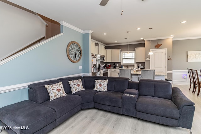 112 Mergini Dr, Pikeville, NC 27863 - living area featuring light wood-style flooring, recessed lighting, crown molding, and a ceiling fan