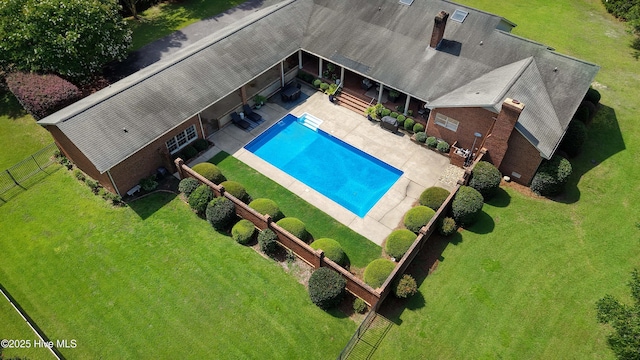 3509 Lakeview Trl, Kinston, NC 28504 - view of subject property with a pool area