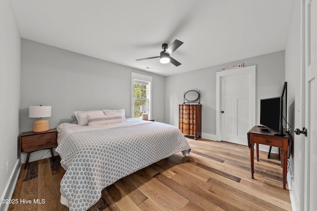 28 Kahkwa Trl, Pinehurst, NC 28374 - bedroom with light wood-type flooring and a ceiling fan