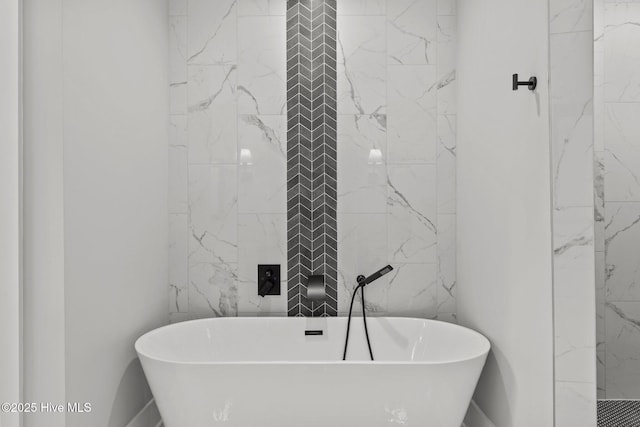 28 Kahkwa Trl, Pinehurst, NC 28374 - full bath with a freestanding tub