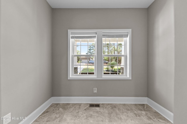 16 Starlit Ln, Pinehurst, NC 28374 - spare room with baseboards