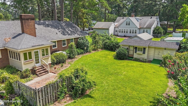 1902 York St, Kinston, NC 28504 - aerial view of property and surrounding area featuring a tree filled landscape