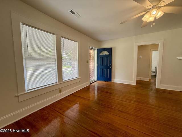 603 E 8th St, Washington, NC 27889 - entrance foyer with wood finished floors and ceiling fan
