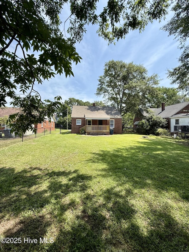 603 E 8th St, Washington, NC 27889 - view of yard