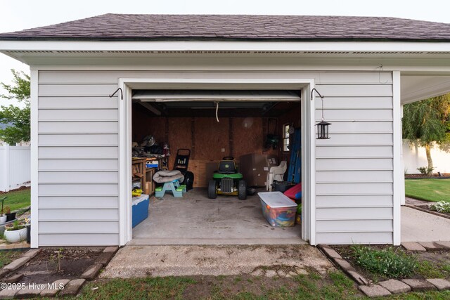 4409 Pinehurst Dr N, Wilson, NC 27896 - view of garage