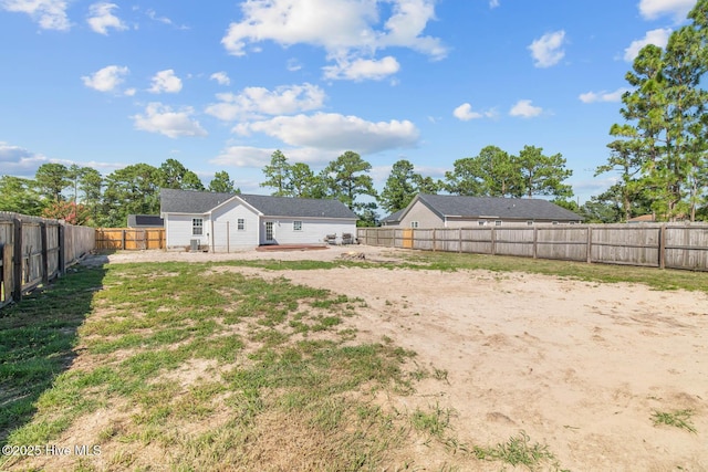 105 Marina Leigh Dr, Hubert, NC 28539 - back of property featuring a patio area and a fenced backyard