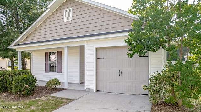 3021 Evening Rd, Castle Hayne, NC 28429 - garage with a porch and driveway