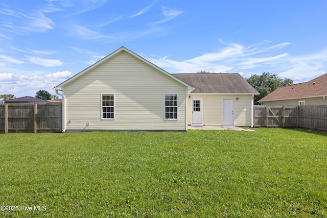 6739 Newbury Way, Wilmington, NC 28411 - back of house with a fenced backyard