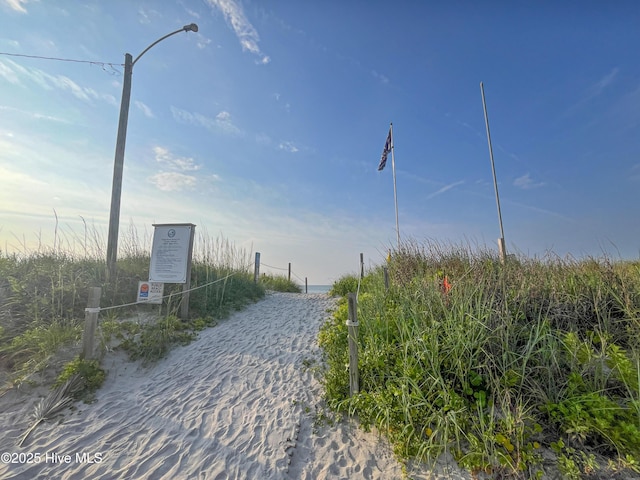 1422 N Topsail Dr, Surf City, NC 28445