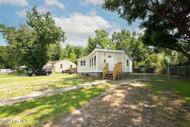 721 New River Dr, Jacksonville, NC 28540 - view of front of property featuring a gate and crawl space