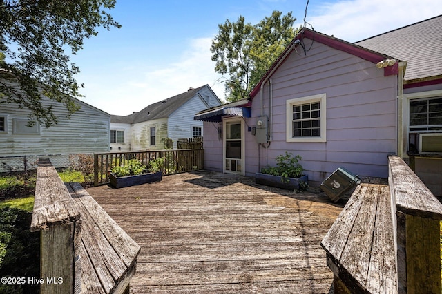 1710 National Ave, New Bern, NC 28560 - view of wooden terrace