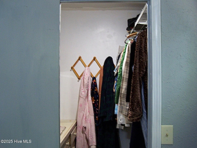 206 Community Rd, Eagle Springs, NC 27242 - view of closet