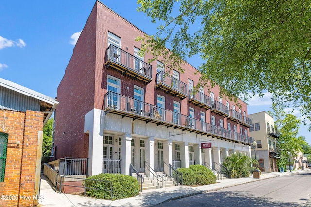215 S Water St Apt 206, Wilmington, NC 28401 - view of apartment building / complex