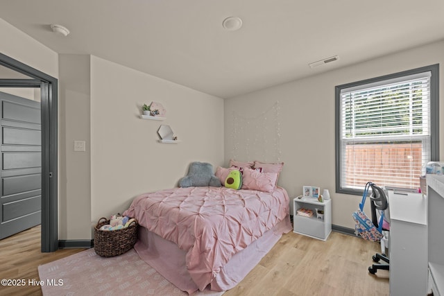 125 Trellis Ln, Vanceboro, NC 28586 - bedroom featuring light wood-style flooring and baseboards