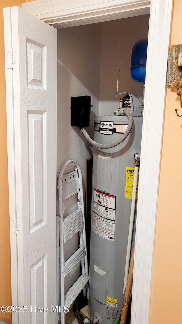 109 Cedar Ln Unit 2, Cedar Point, NC 28584 - utility room with water heater