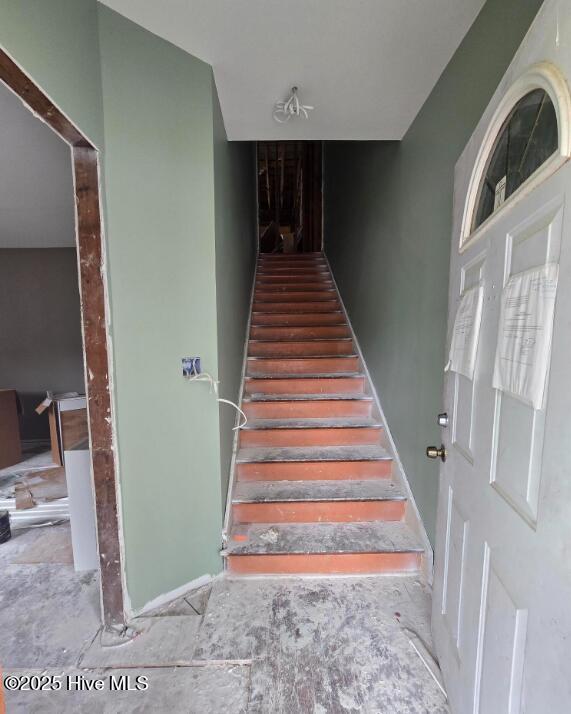 827 Sunset Ave, Rocky Mount, NC 27804 - view of staircase