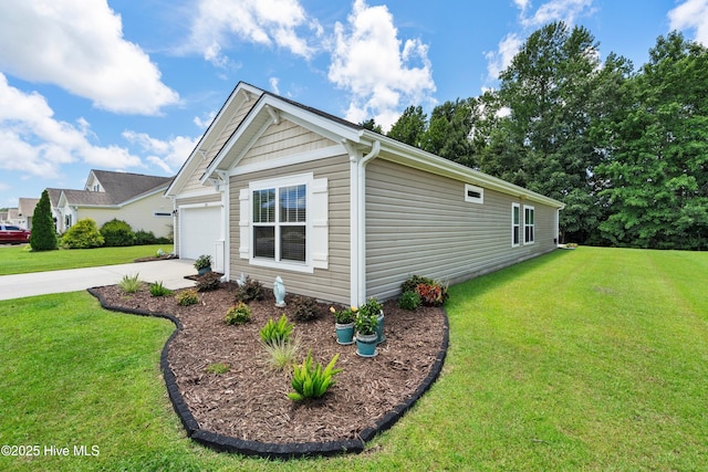 767 Heather Glen Ln, Calabash, NC 28467 - view of side of property featuring driveway, a yard, and an attached garage