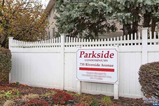 Listing photo 3 for 735 Riverside Ave Unit B6, Lyndhurst NJ 07071