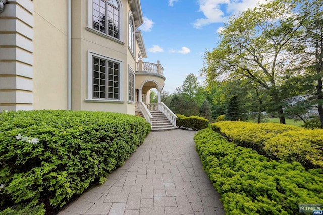 property entrance with a balcony