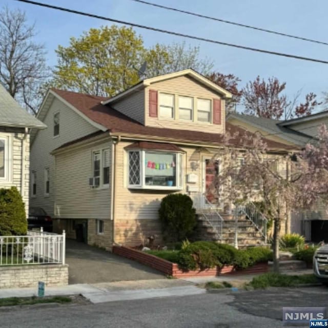 315 Isabella Ave, Irvington NJ, 07111, 4 bedrooms, 2 baths multi for sale