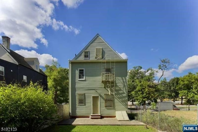 Listing photo 3 for 86 S Devine St, Newark NJ 07106