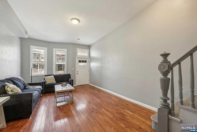 Listing photo 3 for 62 Van Reypen St, Jersey City NJ 07306