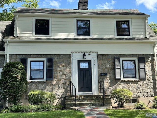 view of front facade