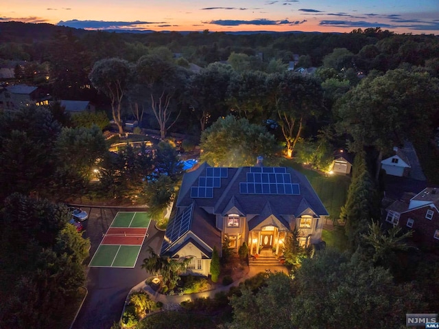 view of aerial view at dusk