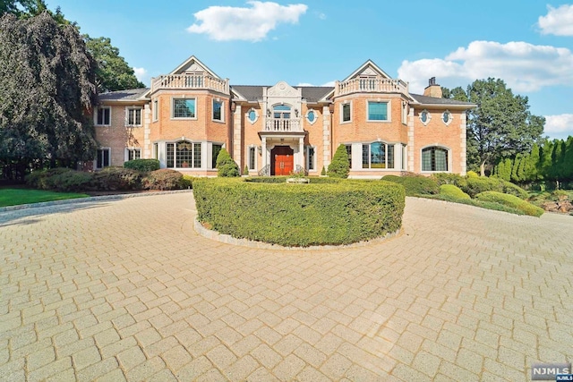 6 Shinnecock Trl, Franklin Lakes NJ, 07417, 5 bedrooms, 7 baths house for sale