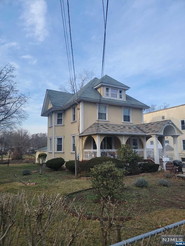 Listing photo 2 for 24 Cleveland St, Englewood NJ 07631