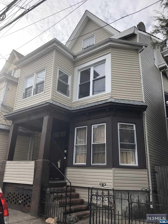 Listing photo 2 for 12 Pennington St, Paterson NJ 07501