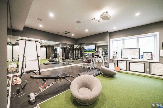 exercise room with carpet