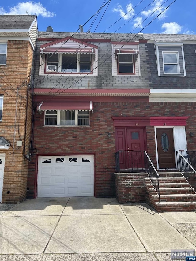 view of front facade with a garage