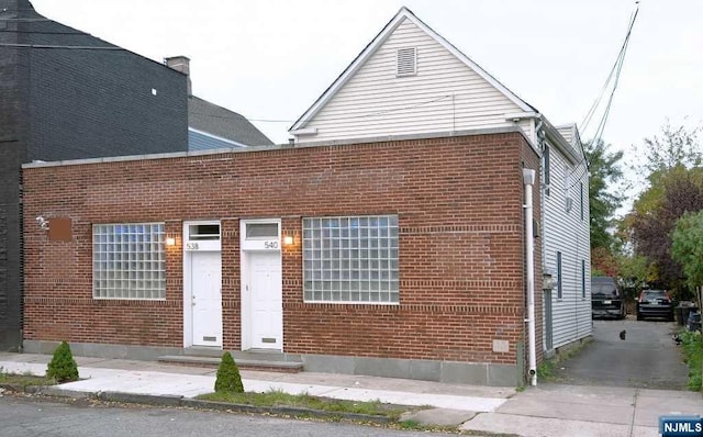 view of front of home