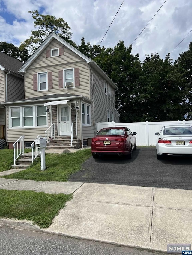 view of front of home