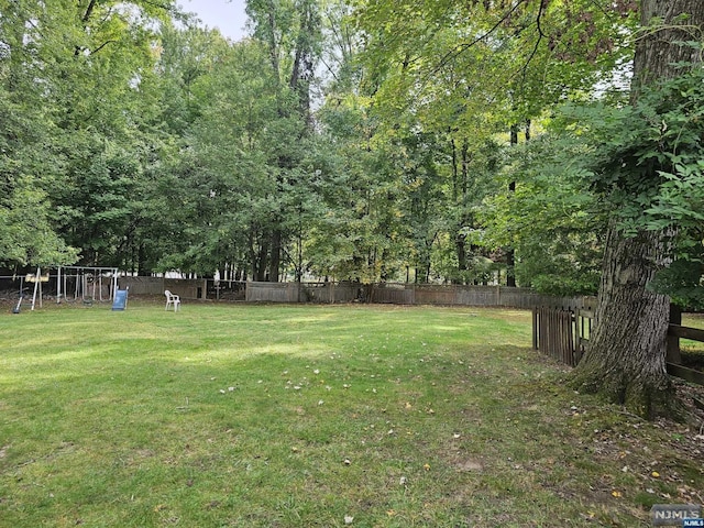 Listing photo 2 for 48 New Read St, Pequannock Township NJ 07440