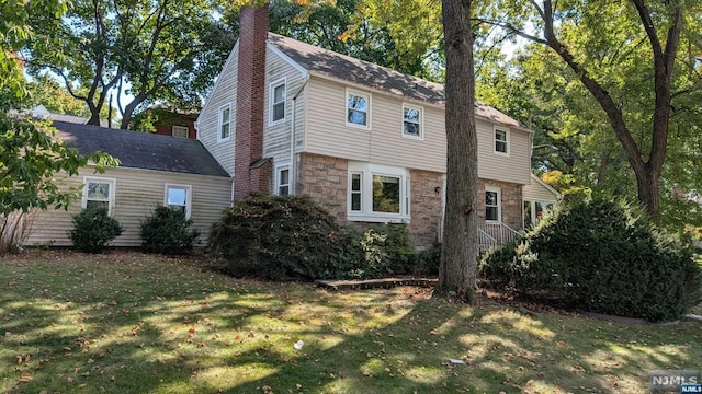 exterior space featuring a yard